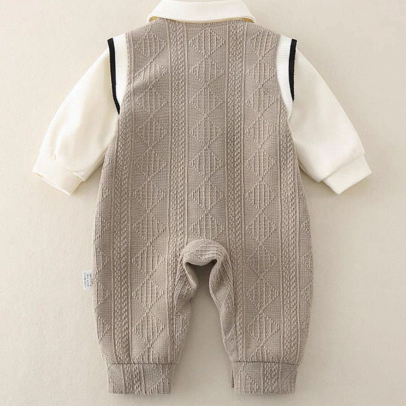 Ensemble Bébé Élégant “Petit Gentleman” – Confort & Style Irrésistible