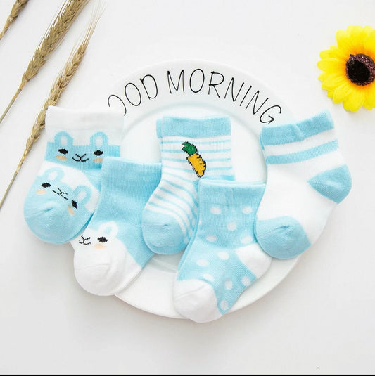 Lot de chaussettes bébé – Motifs animaux & carotte 🐰🥕 | Douces & confortables (5 paires)