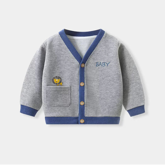 Petit pull bébé à boutons – Doux, confortable et élégant
